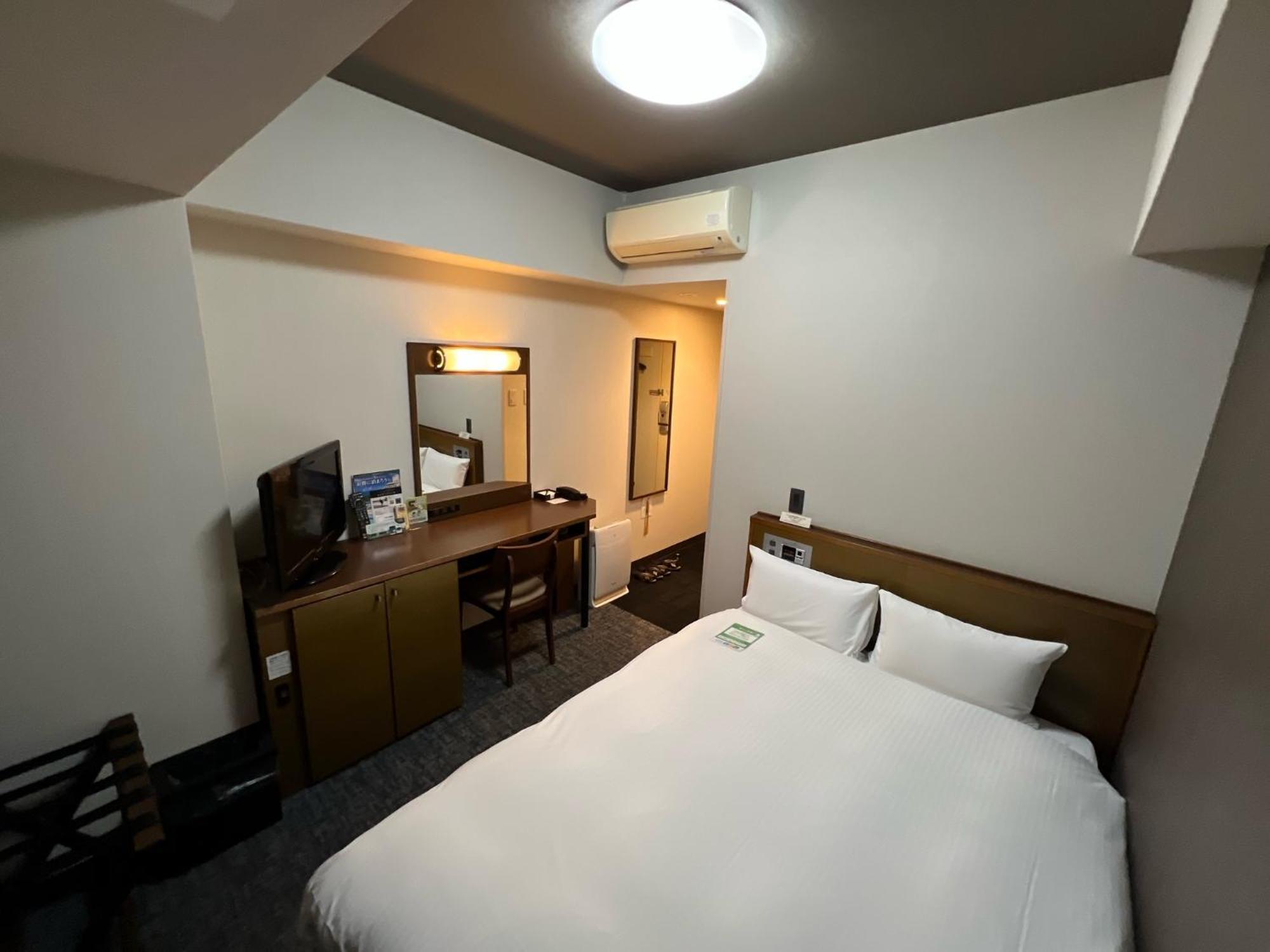 Hotel Route-Inn Uozu Luaran gambar